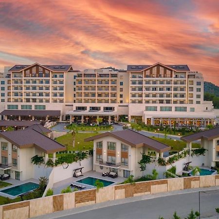 Bn Hotel Thermal & Wellness メルスィン エクステリア 写真
